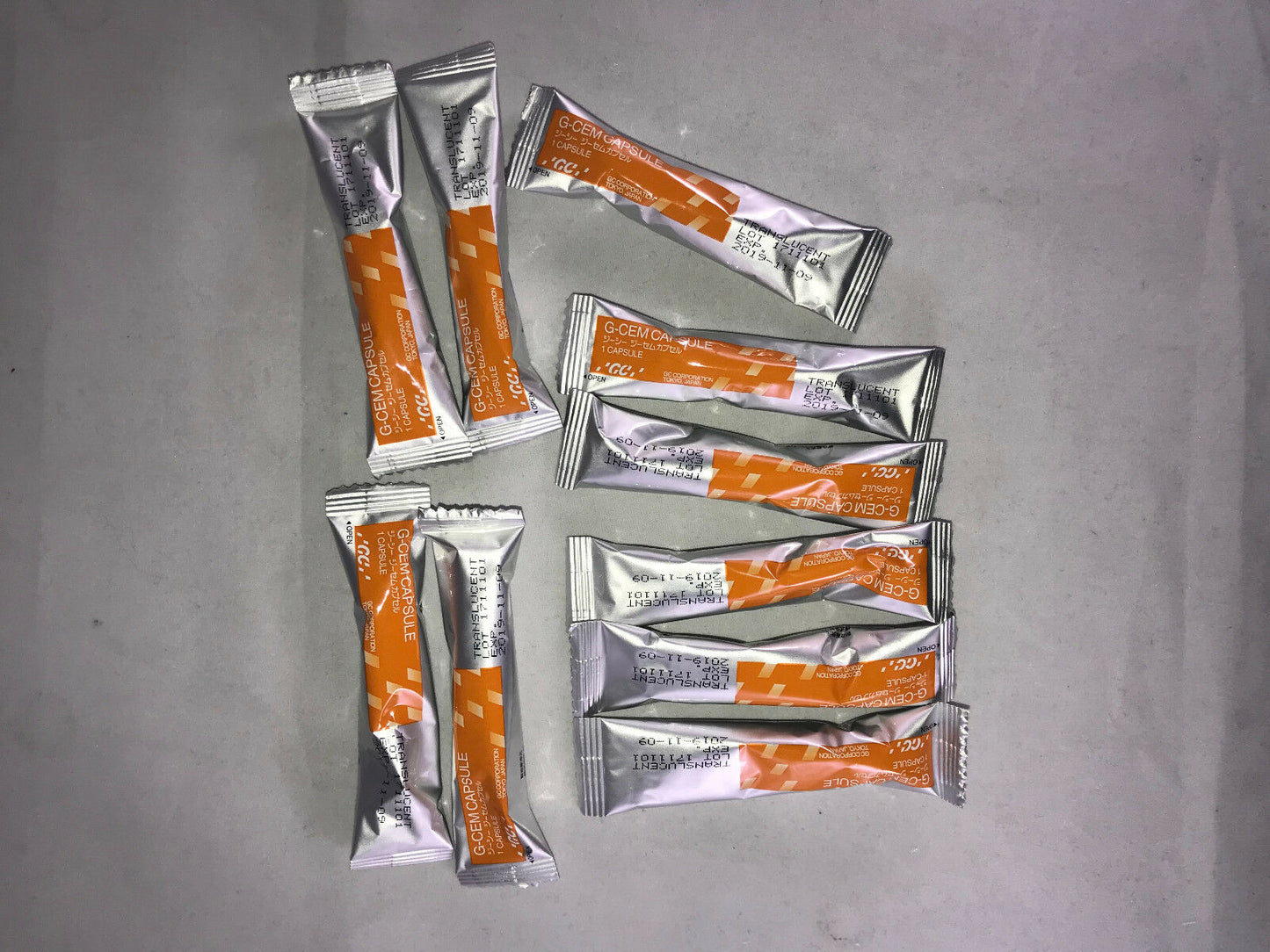 GC G-CEM CAPSULES Self-Adhesive Resin Luting Cement All Shades 10 Capsules